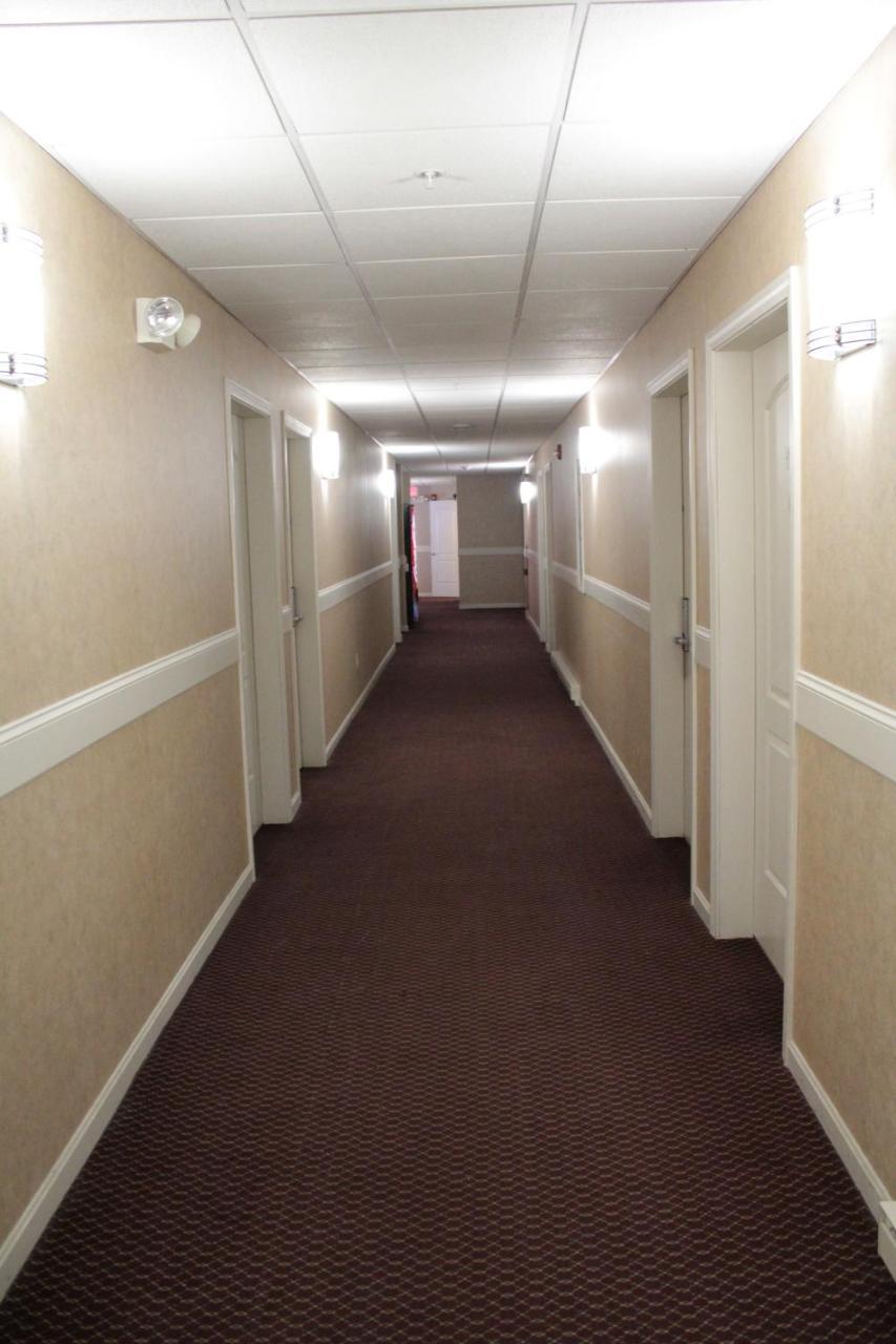 Shiretown Inn & Suites Houlton Exteriör bild